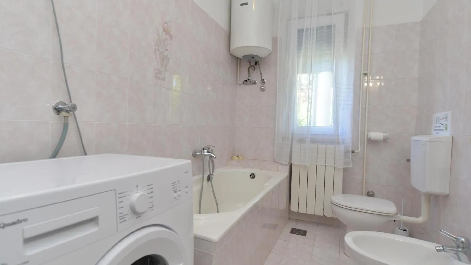 Ferienwohnung Fuer 4 Personen Ca 66 Qm In Banjole, Istrien Istrische Riviera Banjole